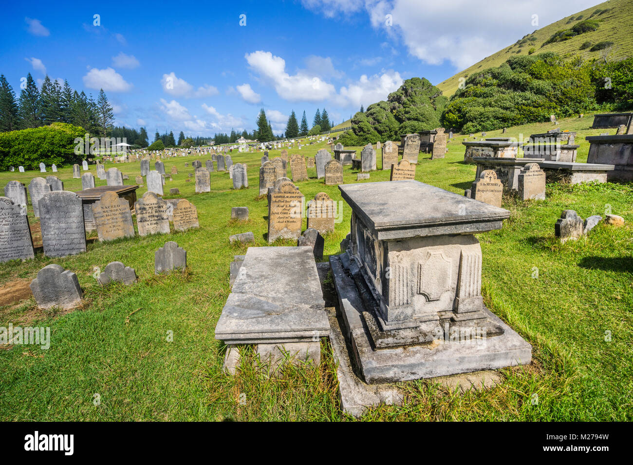 Isla Norfolk, territorio externo australiano, Kingston, la histórica Isla Norfolk cementerio contiene las tumbas de los convictos, soldados y Pitcairn Islan Foto de stock