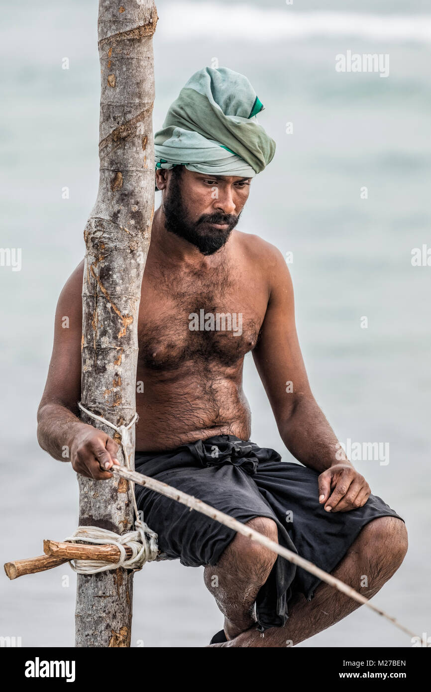 Los pescadores zancos, Ahangama, Mirissa, Sri Lanka, Asia Foto de stock