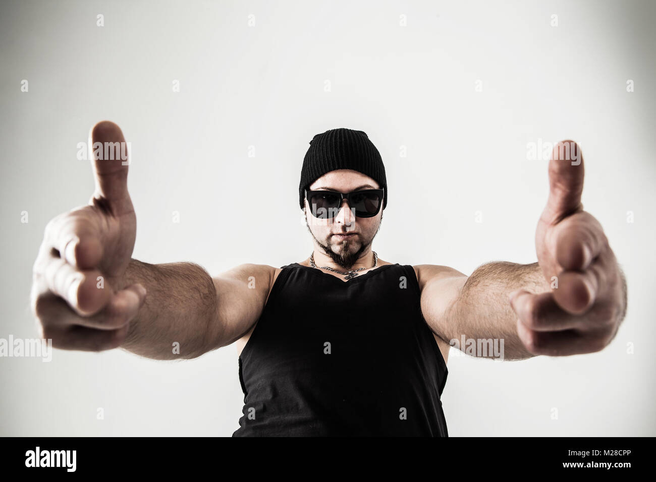 Hands gesture rapper fotografías e imágenes de alta resolución - Alamy