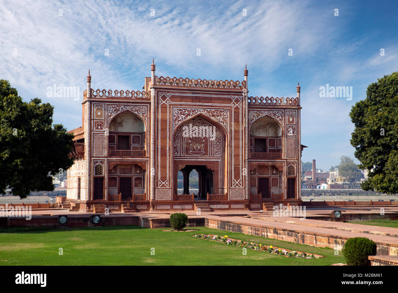 Tumba de Itmad Ud Daulah, siglo XVII (Baby Taj). Agra, Uttar Pradesh, India Foto de stock