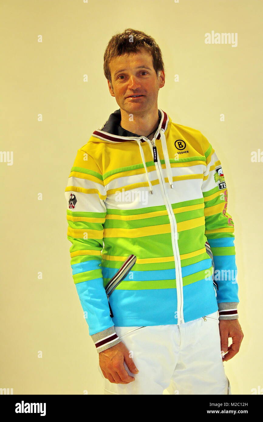 Ralf Bundestrainer ROMBACH - Juegos Paralímpicos de Sochi Einkleidung Sotschi 2014 / equipo paralímpico de esquí en Kirchzarten Nordisch Foto de stock