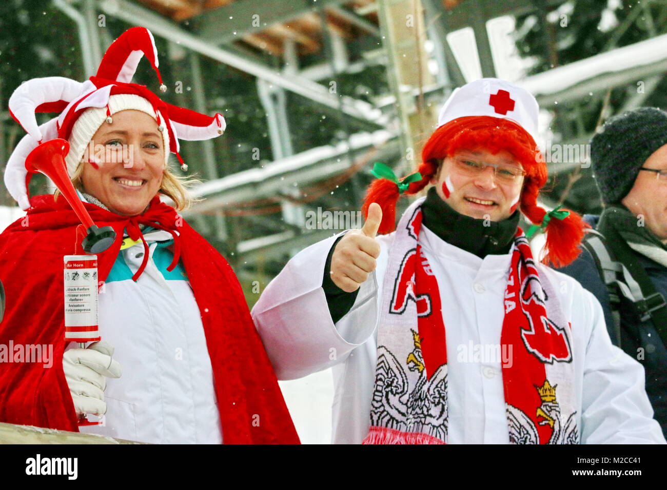 Fans an der Hochfirstschanze von Titisee-Neustadt - 2. Wettkampf Weltcup-Skispringen Tititsee-Neustadt Foto de stock