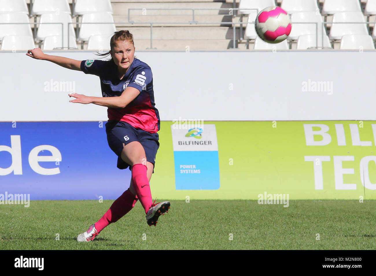 Vanessa martini fotografías e imágenes de alta resolución Alamy