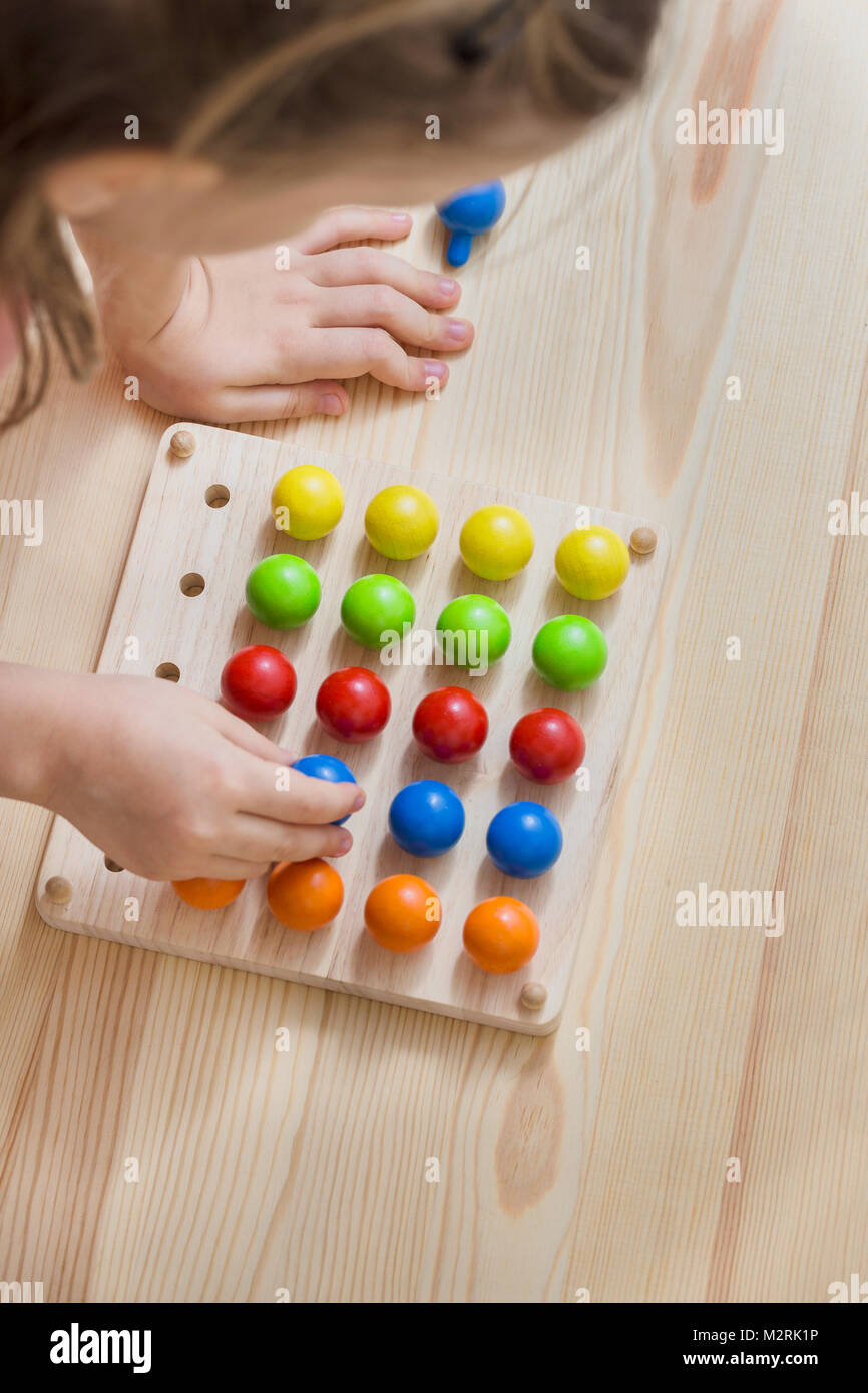 bolitas colores niños