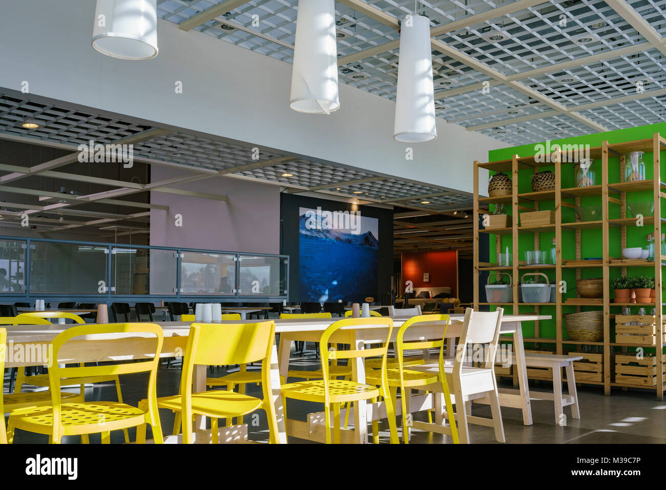 Los Angeles, DEC 28: vista interior de las famosas tiendas de muebles de  IKEA en DEC 28, 2017 en Los Angeles, California Fotografía de stock - Alamy
