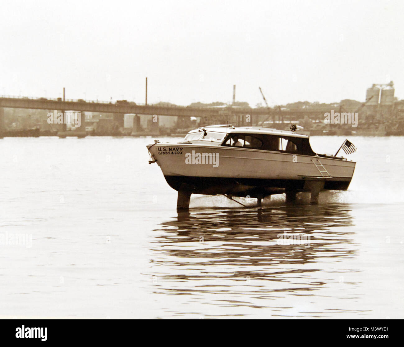 80G1037290 Mar piernas, un 5ton Aliscafo Embarcación experimental