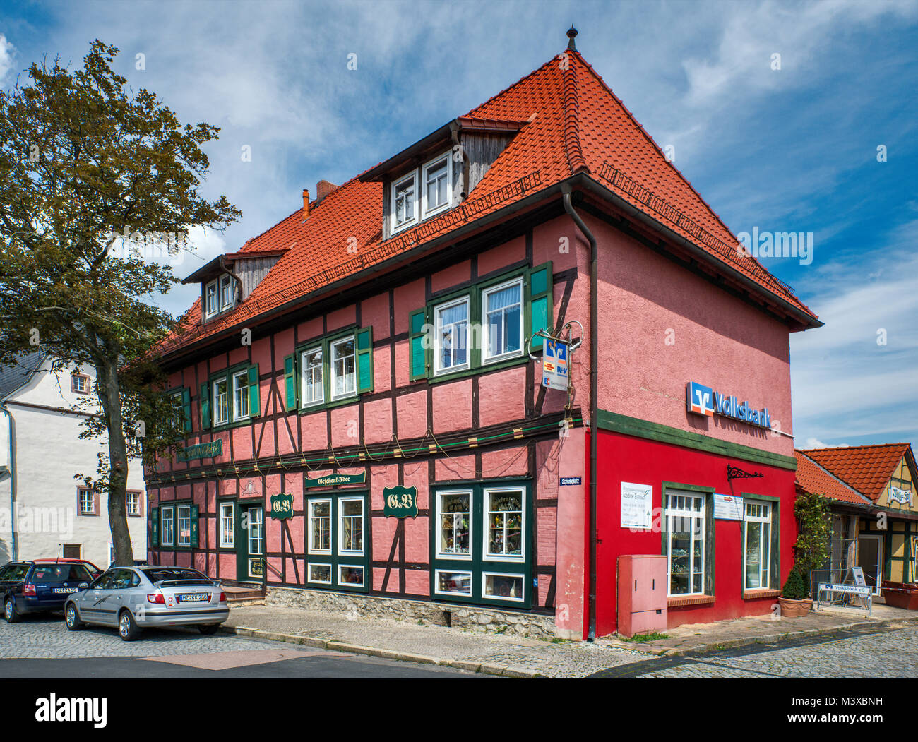Pension Wolfshof, edificio con entramados de madera en Harzgerode, Sajonia-Anhalt, Alemania Foto de stock