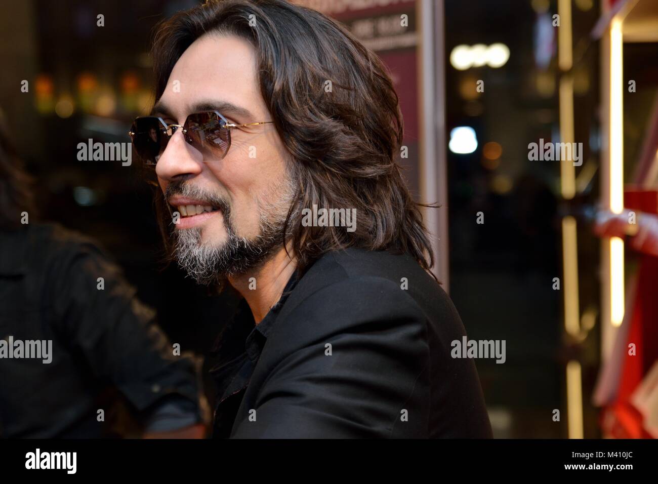 Le Vibrazioni Francesco Sarcìna) banda de rock italiano en Milán Foto de stock