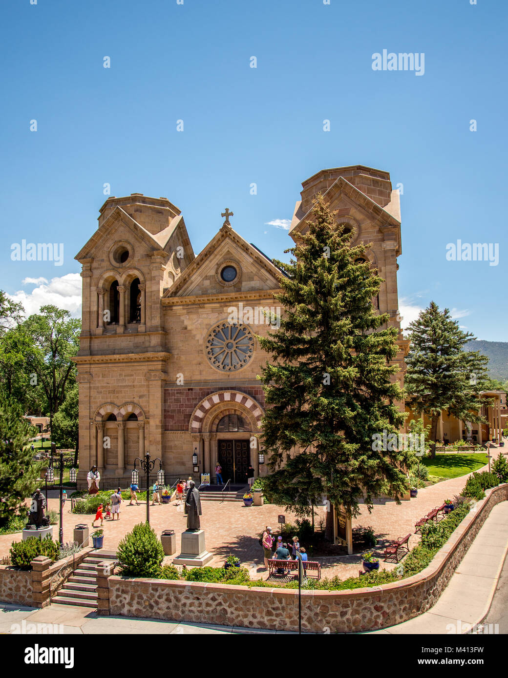 La Catedral Basílica de San Francisco de Asís, comúnmente conocida como