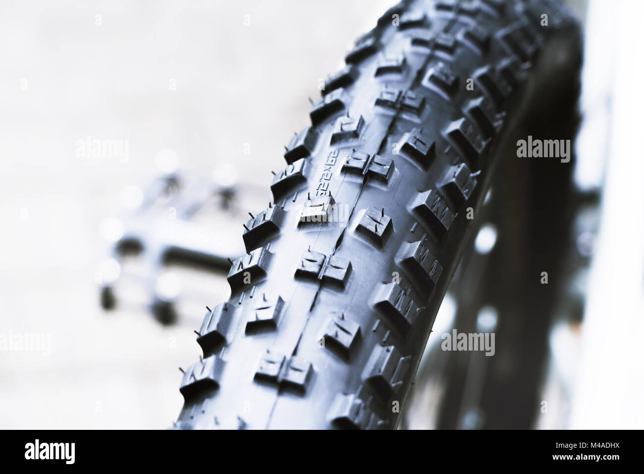 Fondo de pantalla de bicicleta de montaña fotografías e imágenes de alta resolución - Alamy Fondo de pantalla de bicicleta de montaña fotografías e imágenes de alta resolución - Alamy