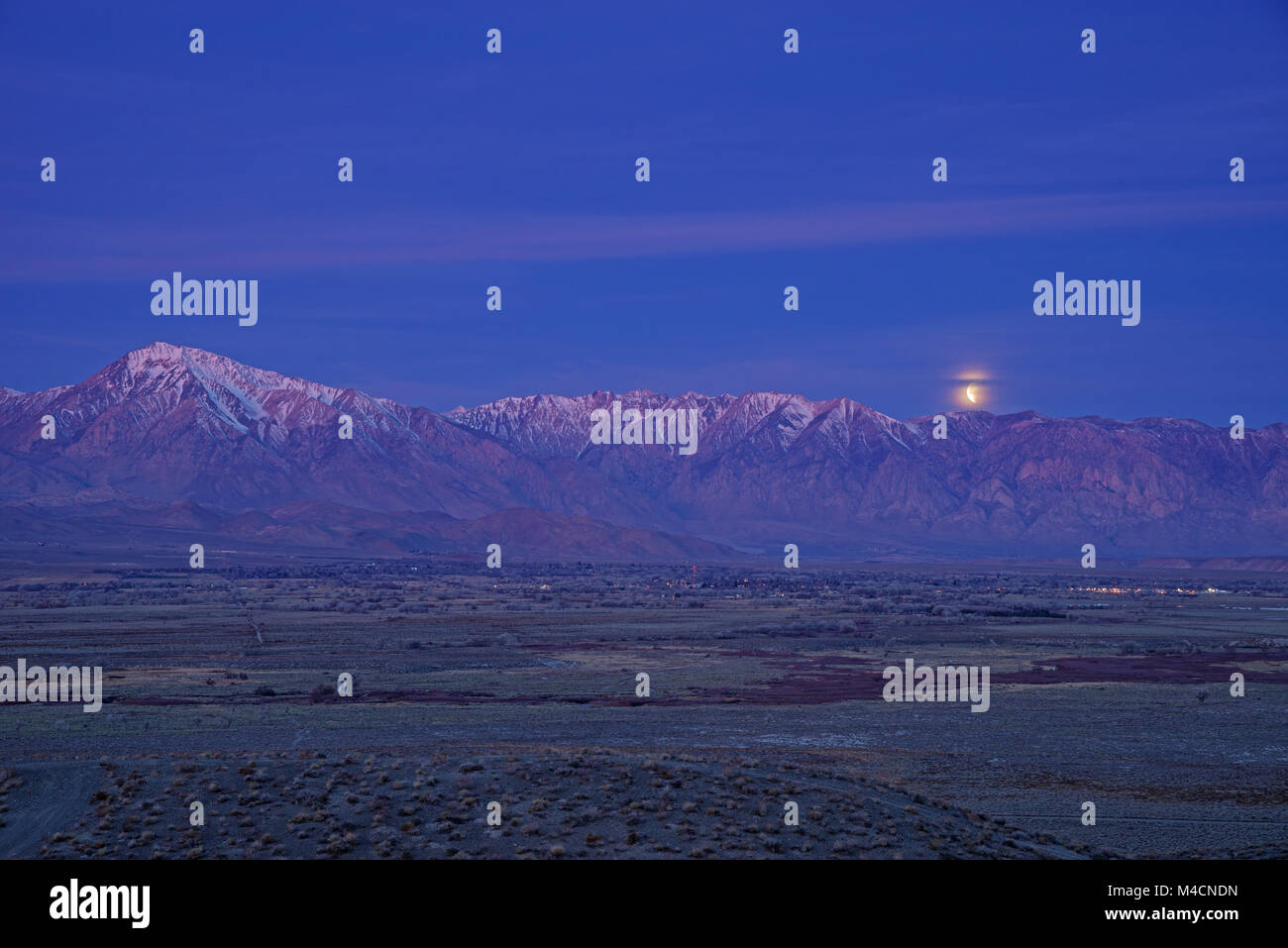 Cresta de la luna fotografías e imágenes de alta resolución Alamy