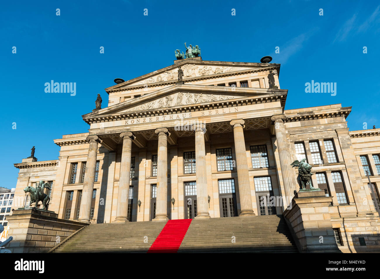 La sala de conciertos en el Gendarmenmarkt de Berlín, Alemania Foto de stock