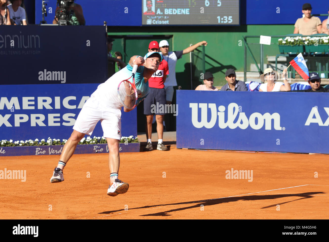 Bueos Aires, Argentina. 16 Feb, 2018. Diego Schwartzman durante los cuartos de final del ATP de Buenos Aires 250 este viernes en el juzgado central de Buenos Aires Lawn Tennis, Argentina. Crédito: Néstor J. Beremblum/Alamy Live News Foto de stock