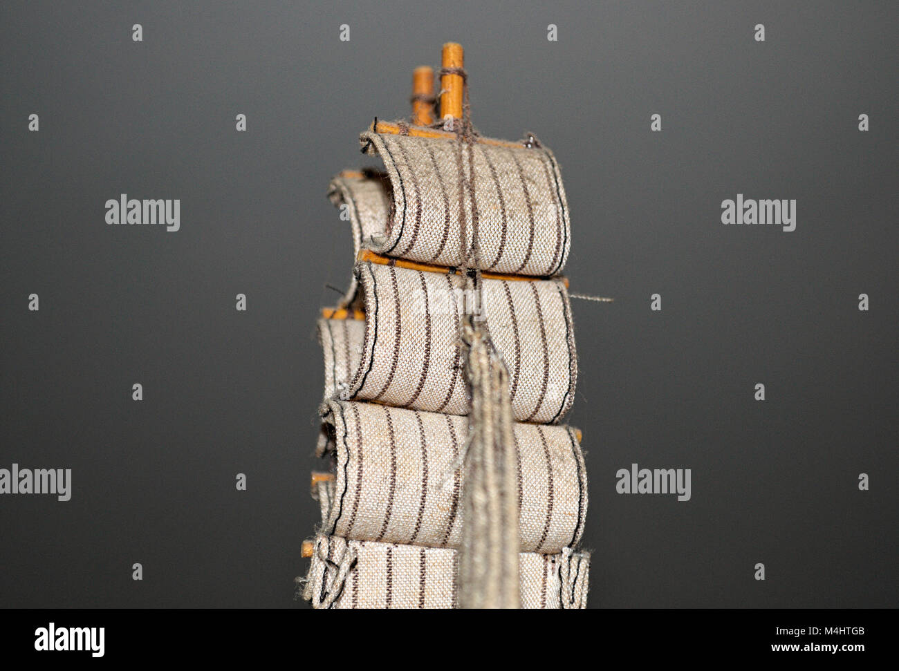 Navegar en velero en miniatura, cerrar Foto de stock