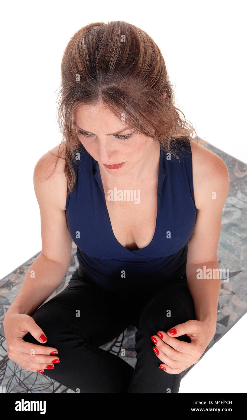 Primer plano de una mujer meditar ting. Foto de stock