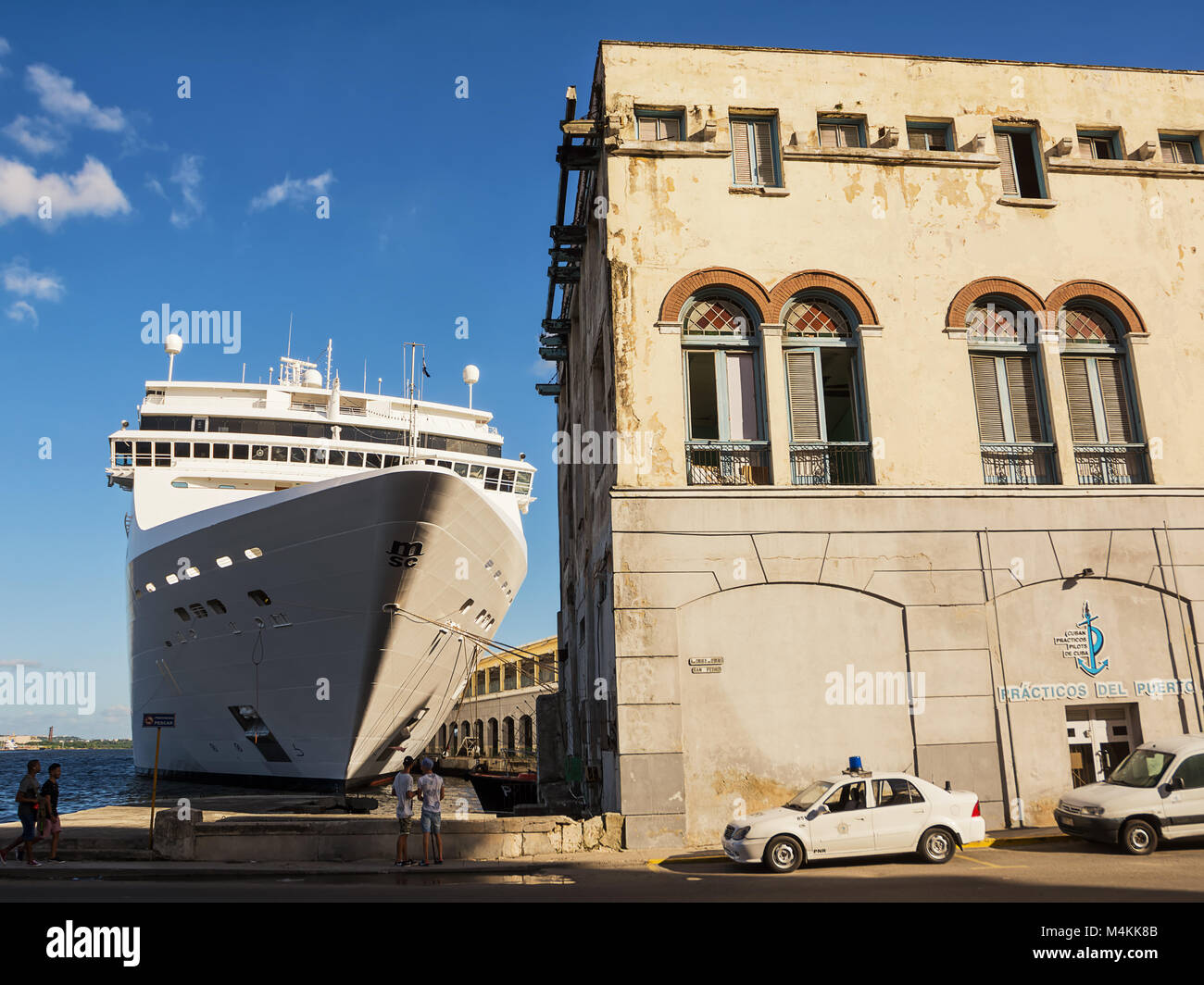 Terminal de cruceros de cuba fotografías e imágenes de alta resolución -  Alamy