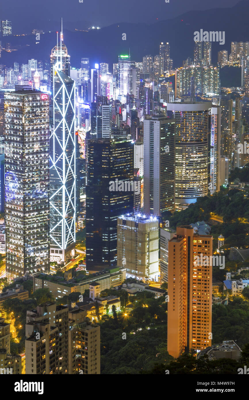 En la Noche de la ciudad de Hong Kong, la perla de Oriente Fotografía de  stock - Alamy