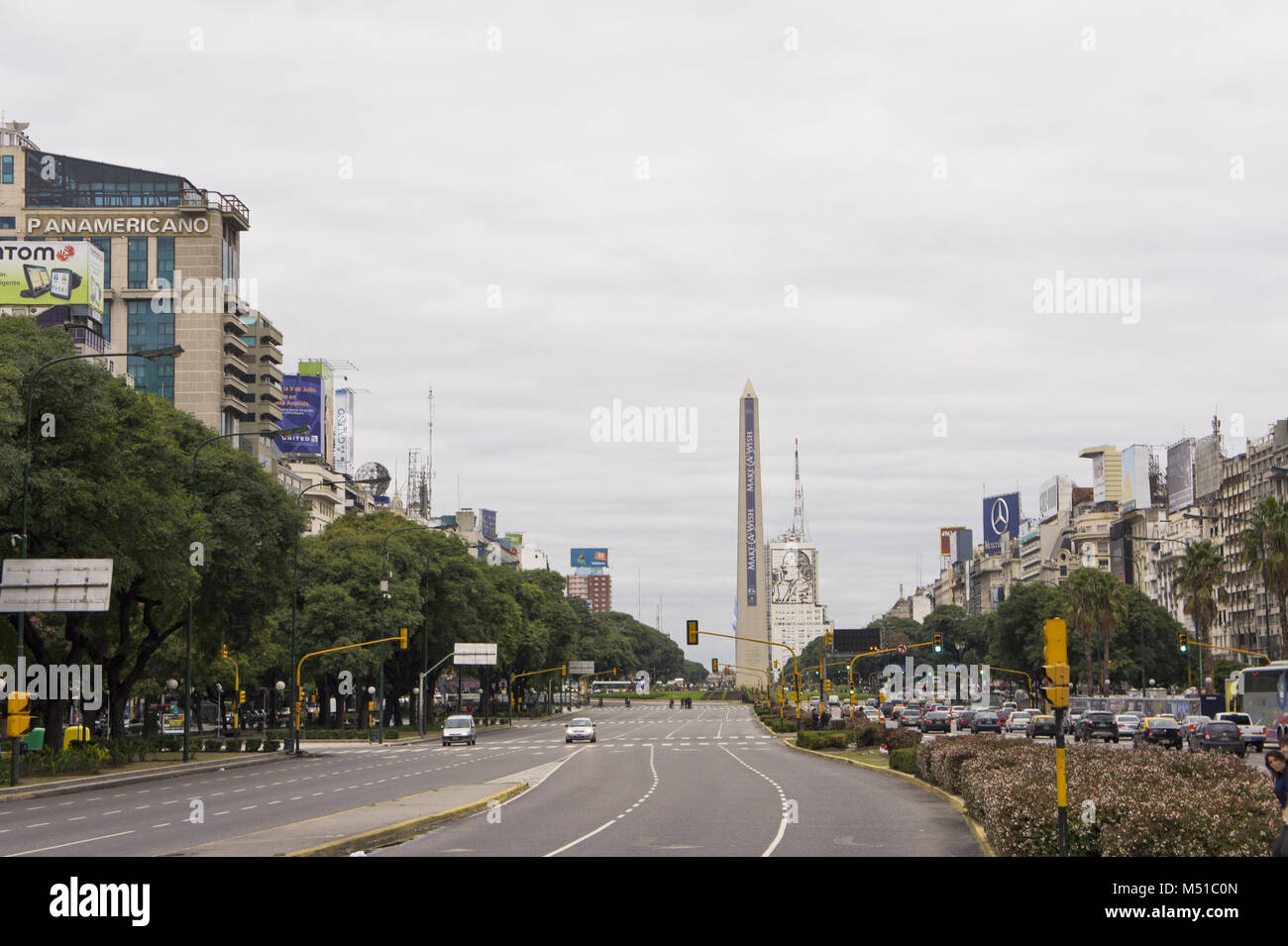 Argentina, Buenos Aires, 9 de julio Avenue Foto de stock