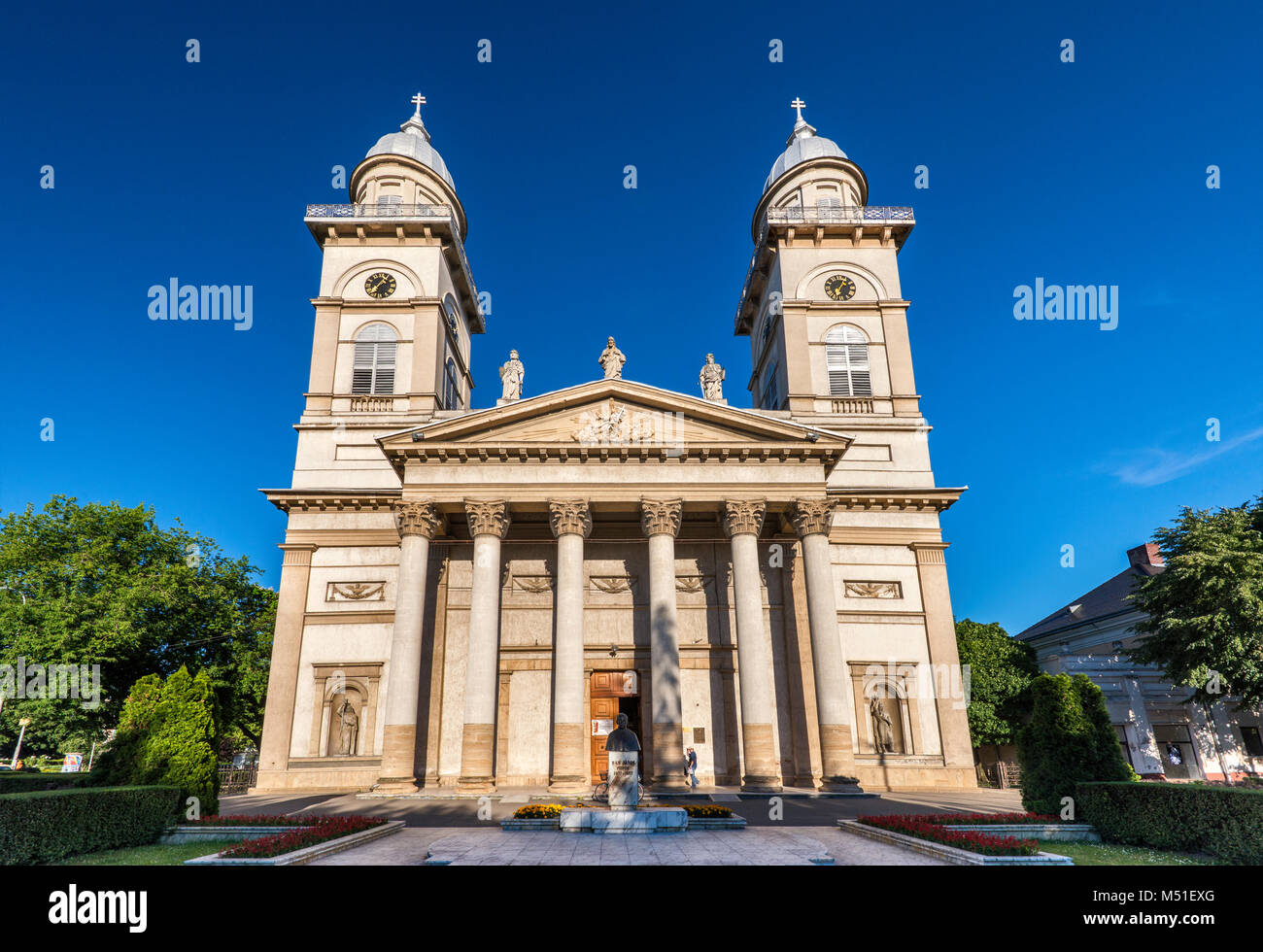 La ascensión de la catedral católica romana, Piata Libertatii Satu Mare