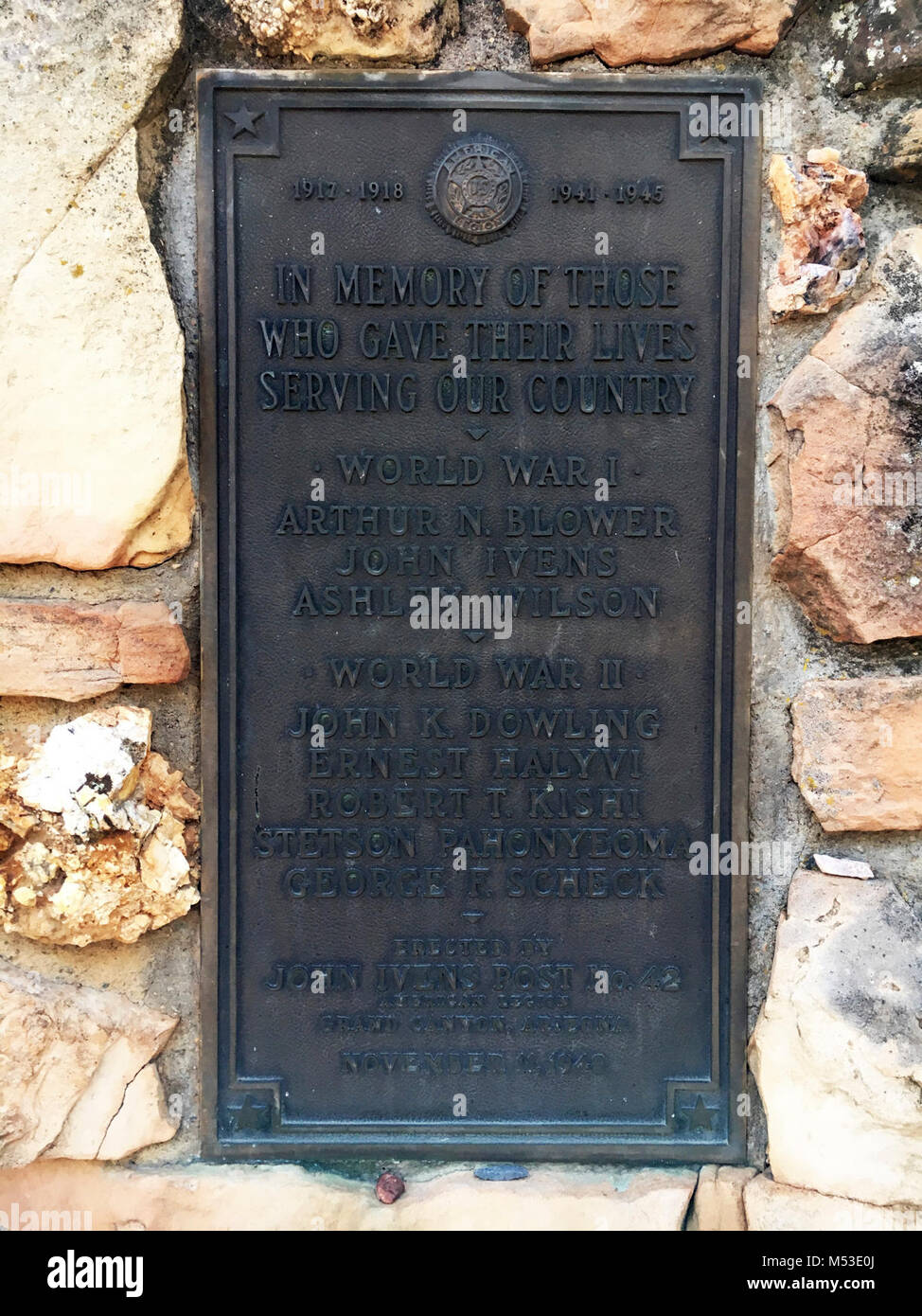 El Parque Nacional del Gran Cañón pionero Cementerio - Memorial Day . Utilizado por primera vez antes de la creación del parque nacional, pero no dedicado oficialmente hasta 1928, el cementerio sirve como un lugar de descanso para muchas familias Grand Canyon temprana y pioneros. El cementerio de la Villa Gran Cañón National Historic District-tiene más de 390 tumbas individuales, varias de las cuales datan de antes de la creación del parque y de la dedicación de la cemete Foto de stock