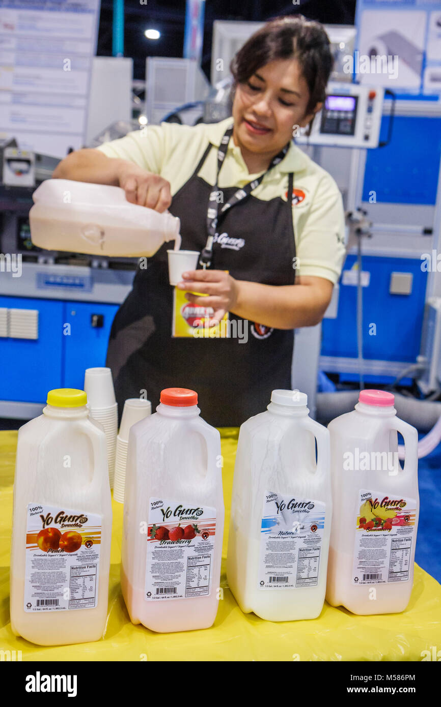 Florida,Miami Beach Convention Center,centro,Yo Gusto,bebidas de yogur
