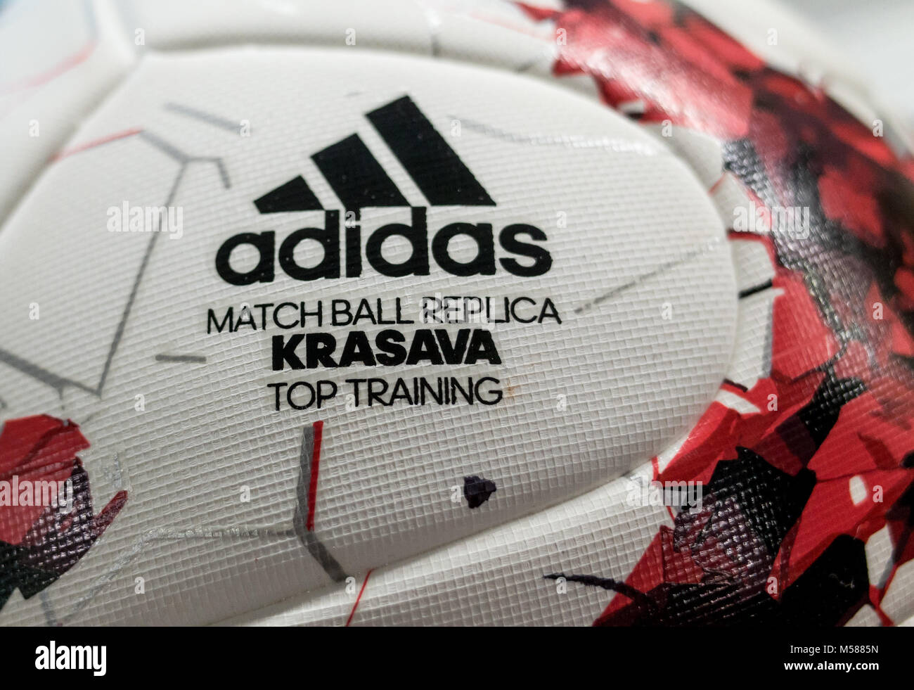 El 14 de septiembre de 2017. Moscú, Rusia balón oficial de la Copa Mundial  de la FIFA 2018 Adidas Krasava Fotografía de stock - Alamy