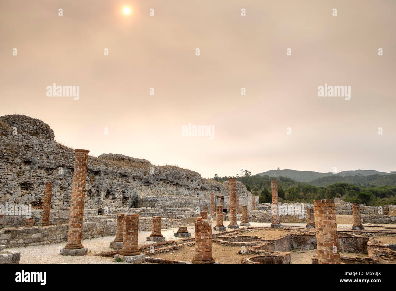 La antigua ciudad de Conimbriga es el mayor asentamiento romano en Portugal, cerca de Coimbra, Portugal Foto de stock