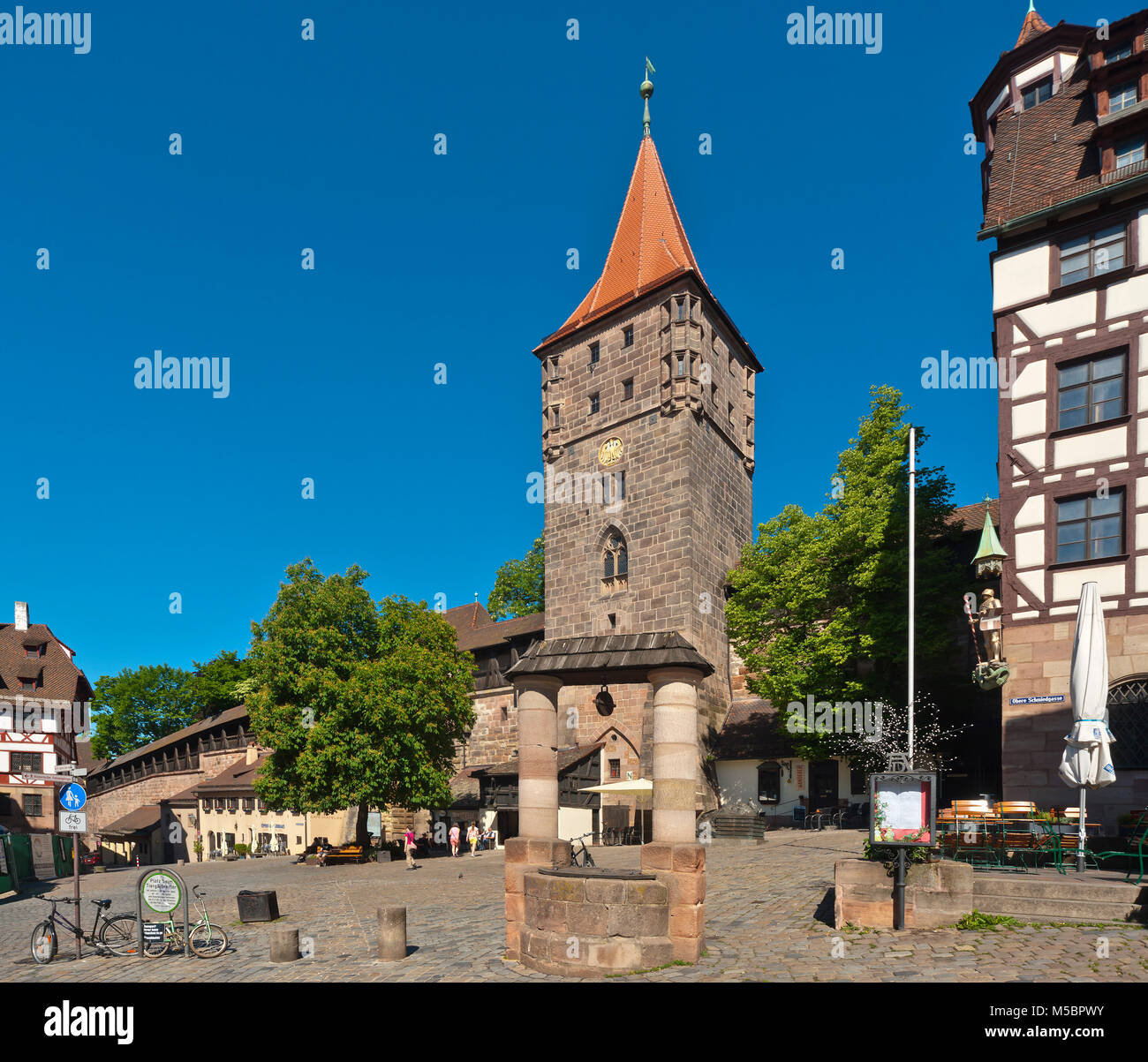 Nuremberg, Alemania, Baviera, lugar figura, torre, bien *** título Local *** Nuremberg, Alemania, Baviera, lugar figura, torre, bien Foto de stock