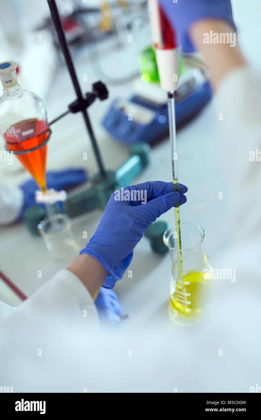 El desarrollo de la química, medicina, farmacia, biología, bioquímica y tecnología de investigación Foto de stock