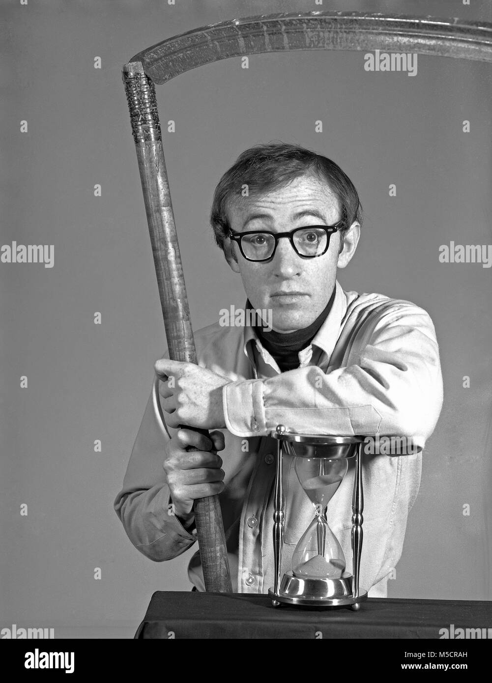 Woody Allen para Jack Paar Show 1962. Imagen del negativo original de cámara. Foto de stock