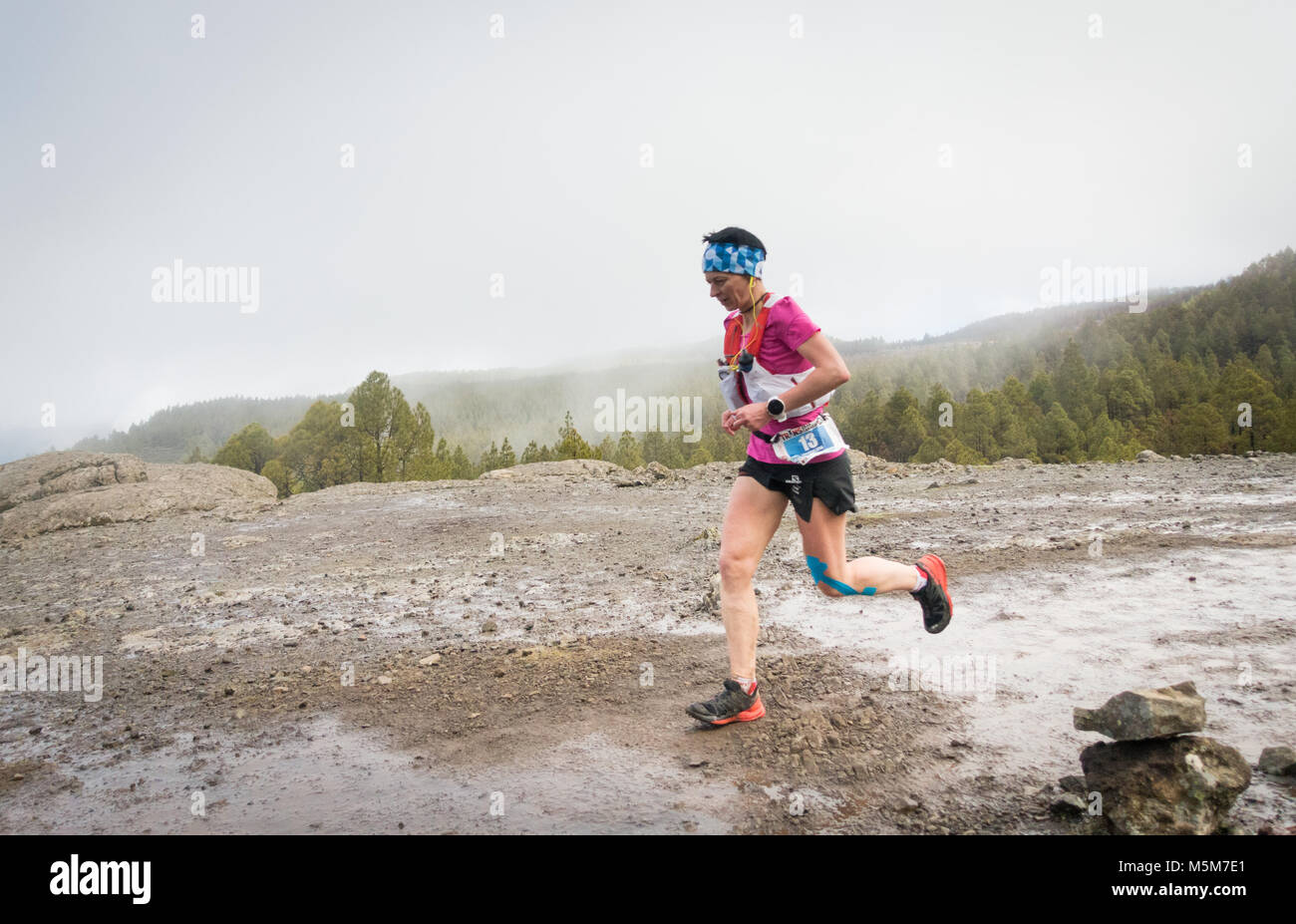 Carrera De Fondo Fotos e Imágenes de stock - Alamy