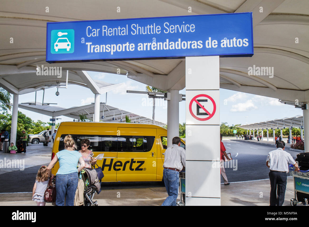 hertz car return cancun airport