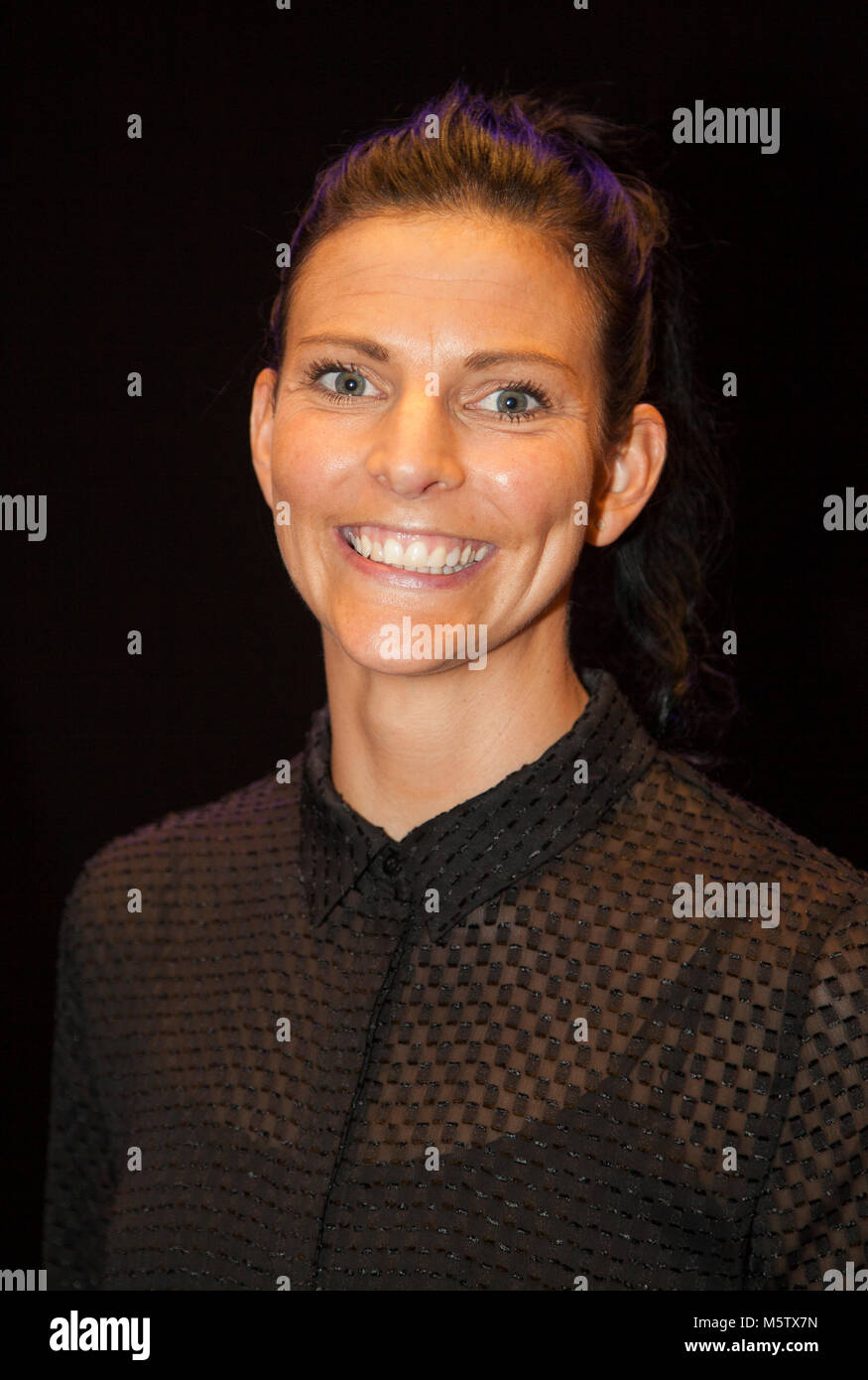 ANNA LINDBERG buzo sueco 2018 varias veces ganador de oro en el campeonato de Europa Foto de stock
