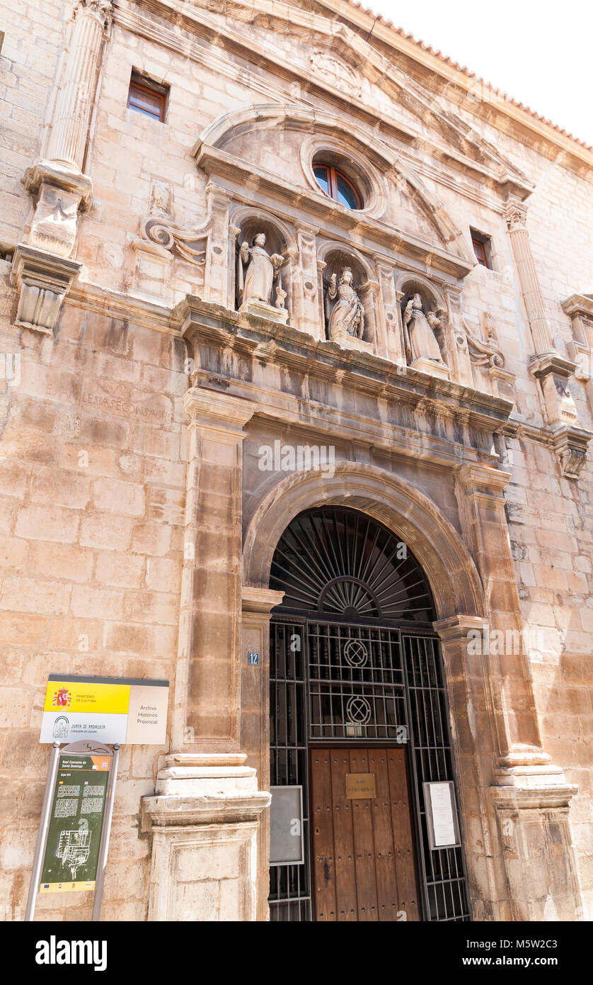 Real Convento de Santo Domingo y Archivo Histórico Provincial. Ciudad de  Jaén. Andalucía. España Fotografía de stock - Alamy