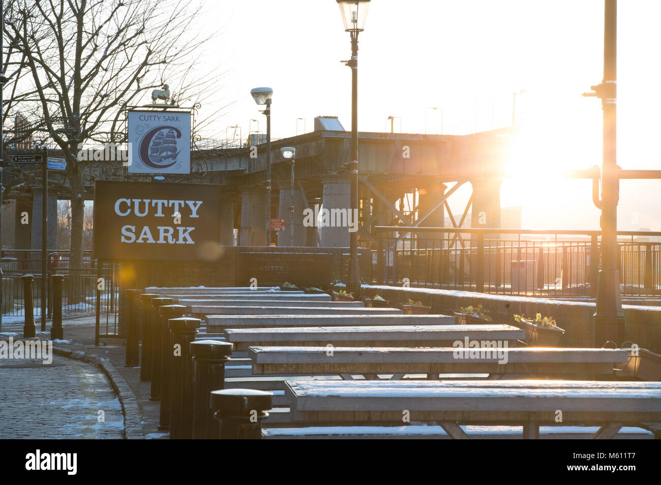 Greenwich, Reino Unido, 27 de febrero de 2018. Mantas Greenwich después de las tempestades de nieve ve la "bestia del este" llegan a Londres. Jon Blankfield/Alamy Live News Foto de stock