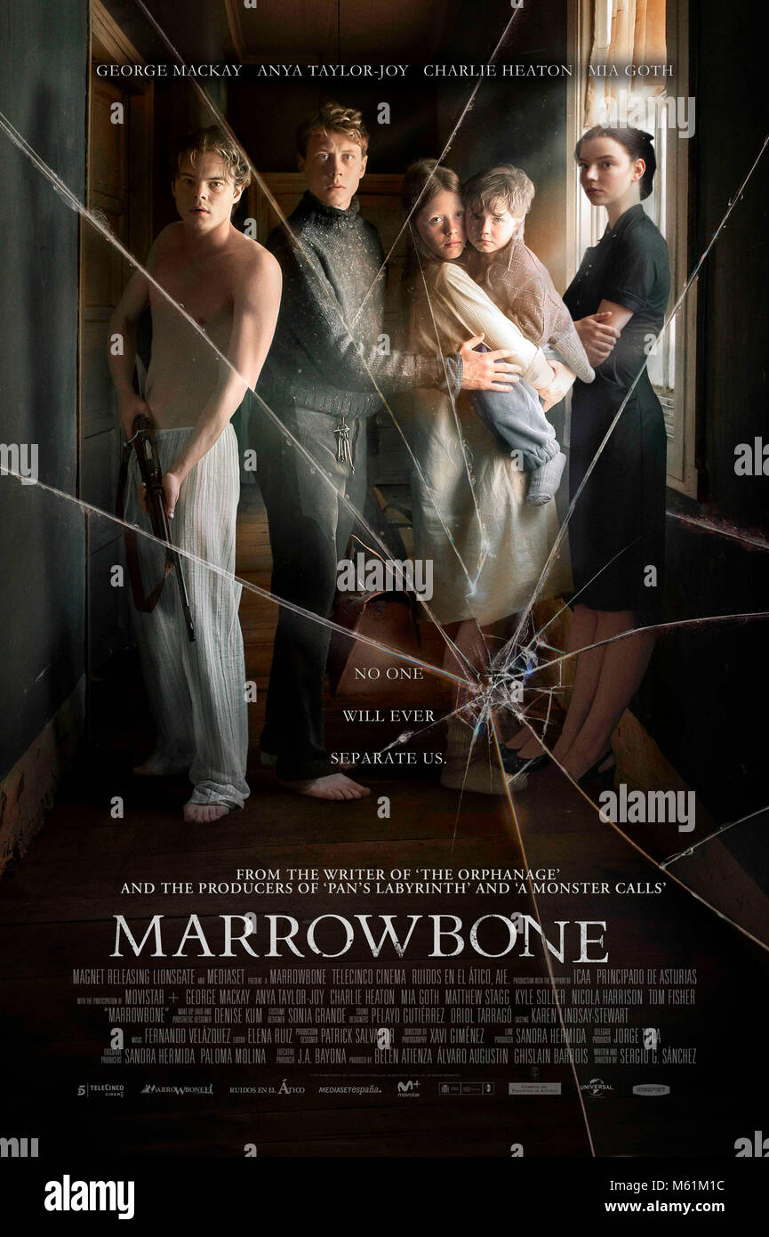 MARROWBONE, (aka EL SECRETO DE MARROWBONE), nosotros póster, l-r: Charlie  Heaton, George MacKay, Mia Goth, Matthew Stagg, Anya Taylor-Joy, 2017. ©  Magnolia Pictures/cortesía Colección Everett Fotografía de stock - Alamy