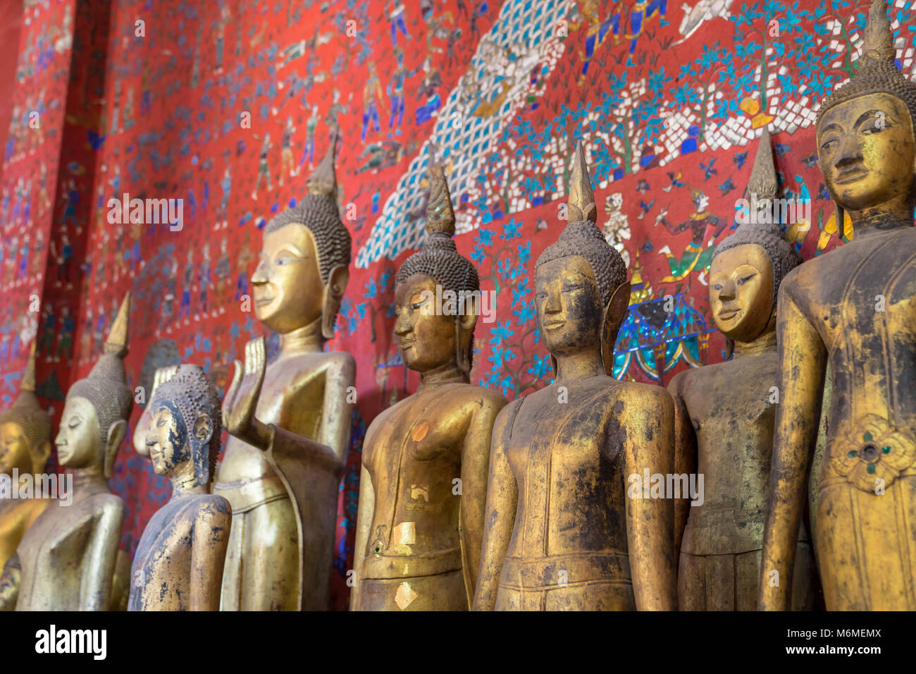 Estatuas de Buda en Wat Xieng Thong en Luang Prabang, Laos. Foto de stock