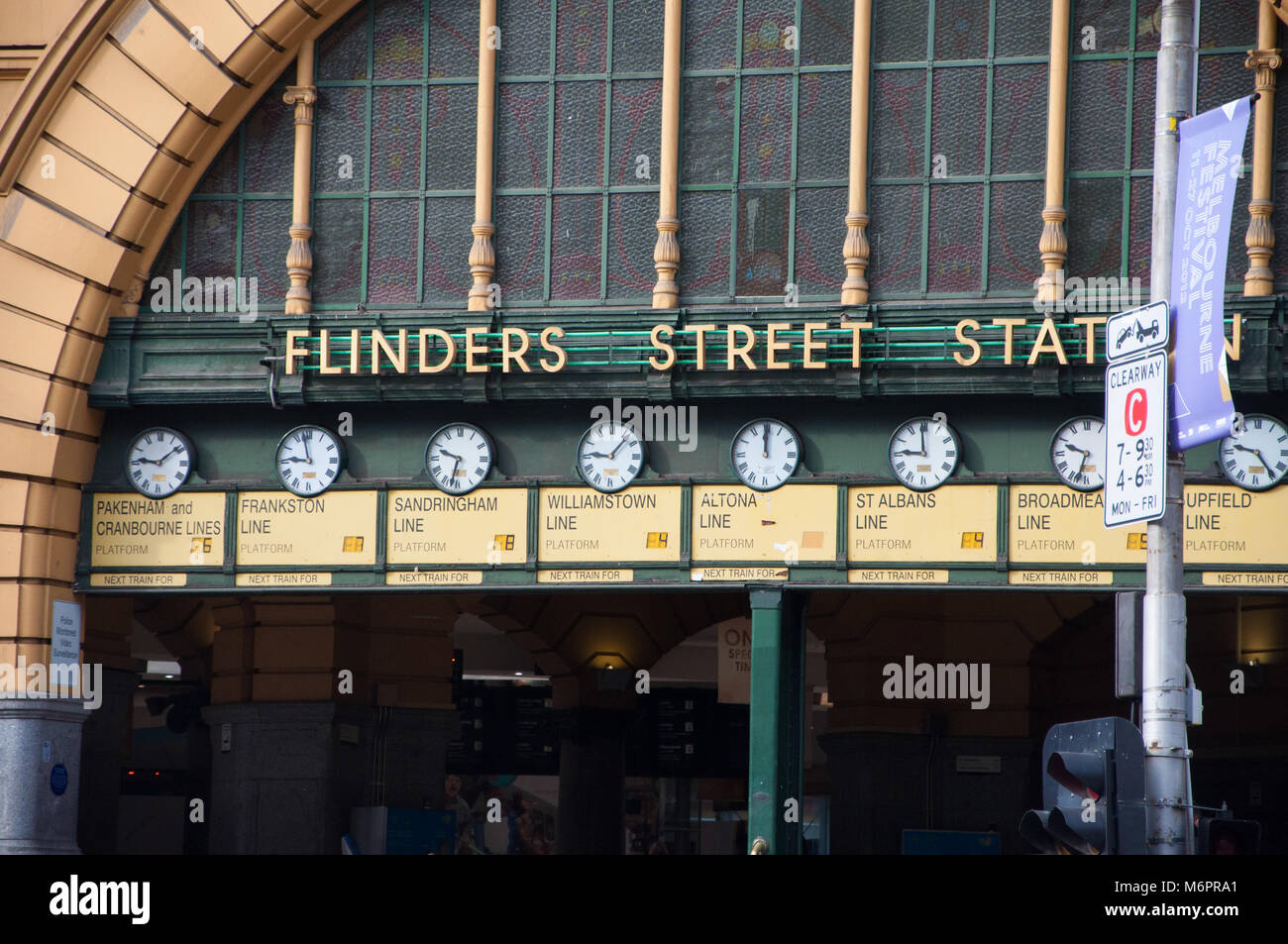La estación de Flinders Street en Melbourne. Foto de stock