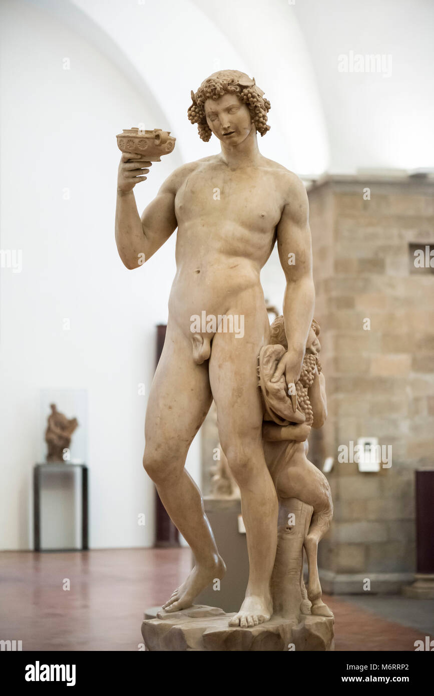 Florencia. Italia. Dios Baco embriagado (ca. 1496/97), escultura de Michelangelo Buanorroti, Museo Nazionale del Bargello. Foto de stock