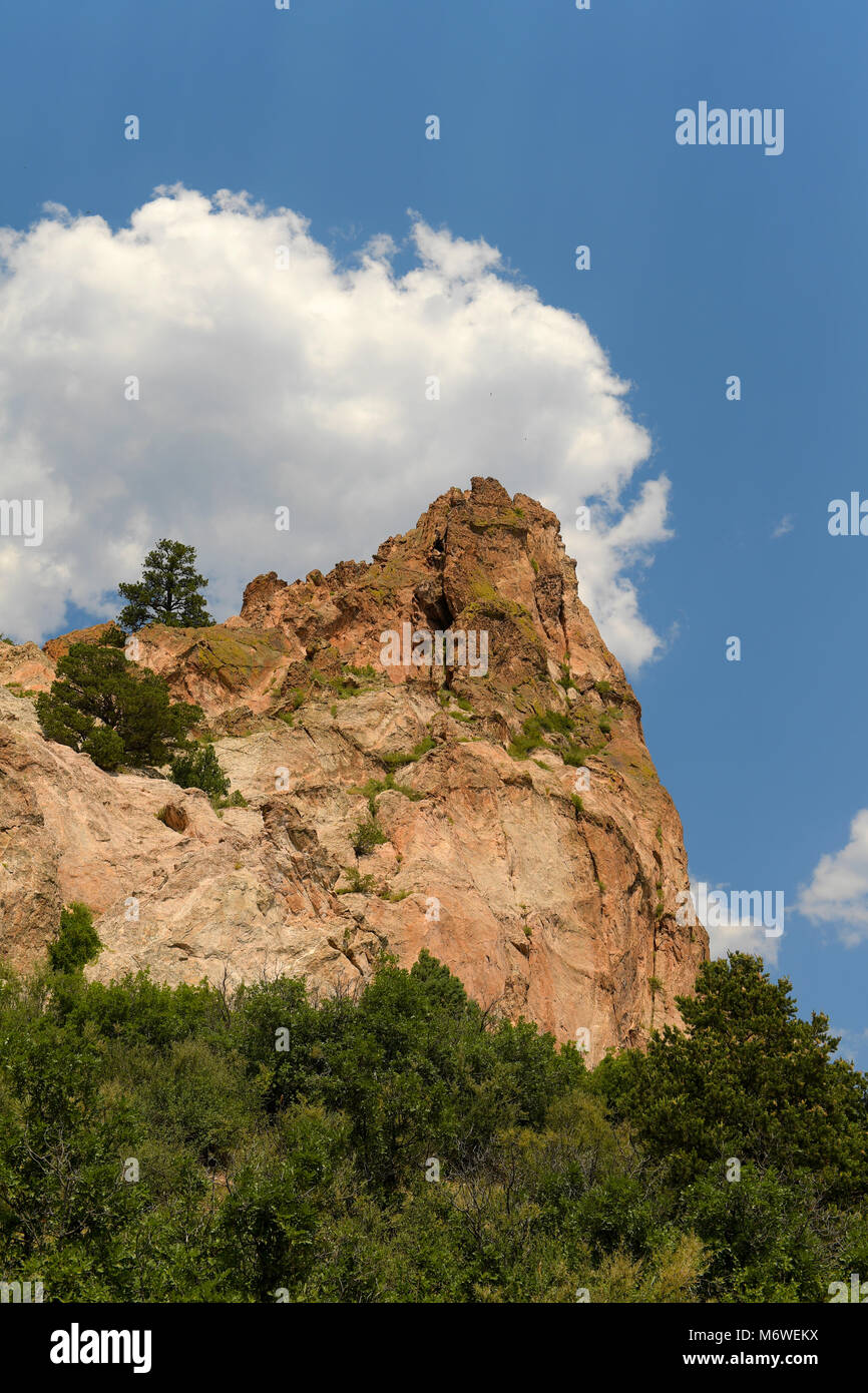 Formación de pico en el Jardín de los dioses en Colorado Springs Foto de stock