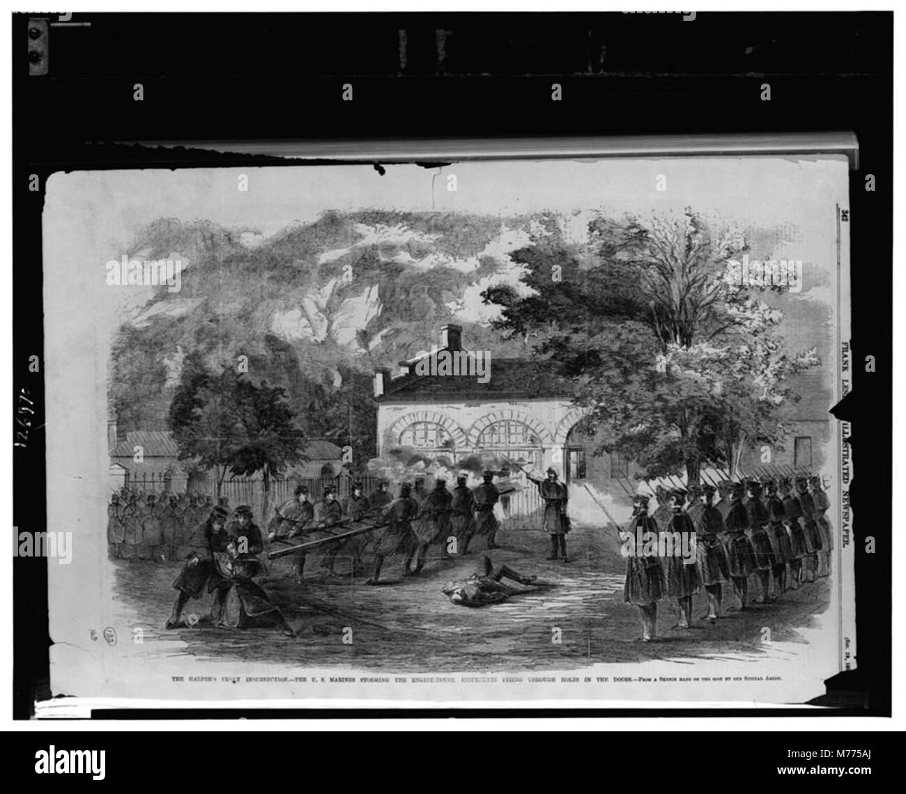 El Harper's Ferry insurrección-Los Marines asaltaron la casa del motor-insurgentes disparando a través de los agujeros en las puertas - desde un boceto realizadas sobre el terreno por nuestro artista especial. LCCN00652046 Foto de stock