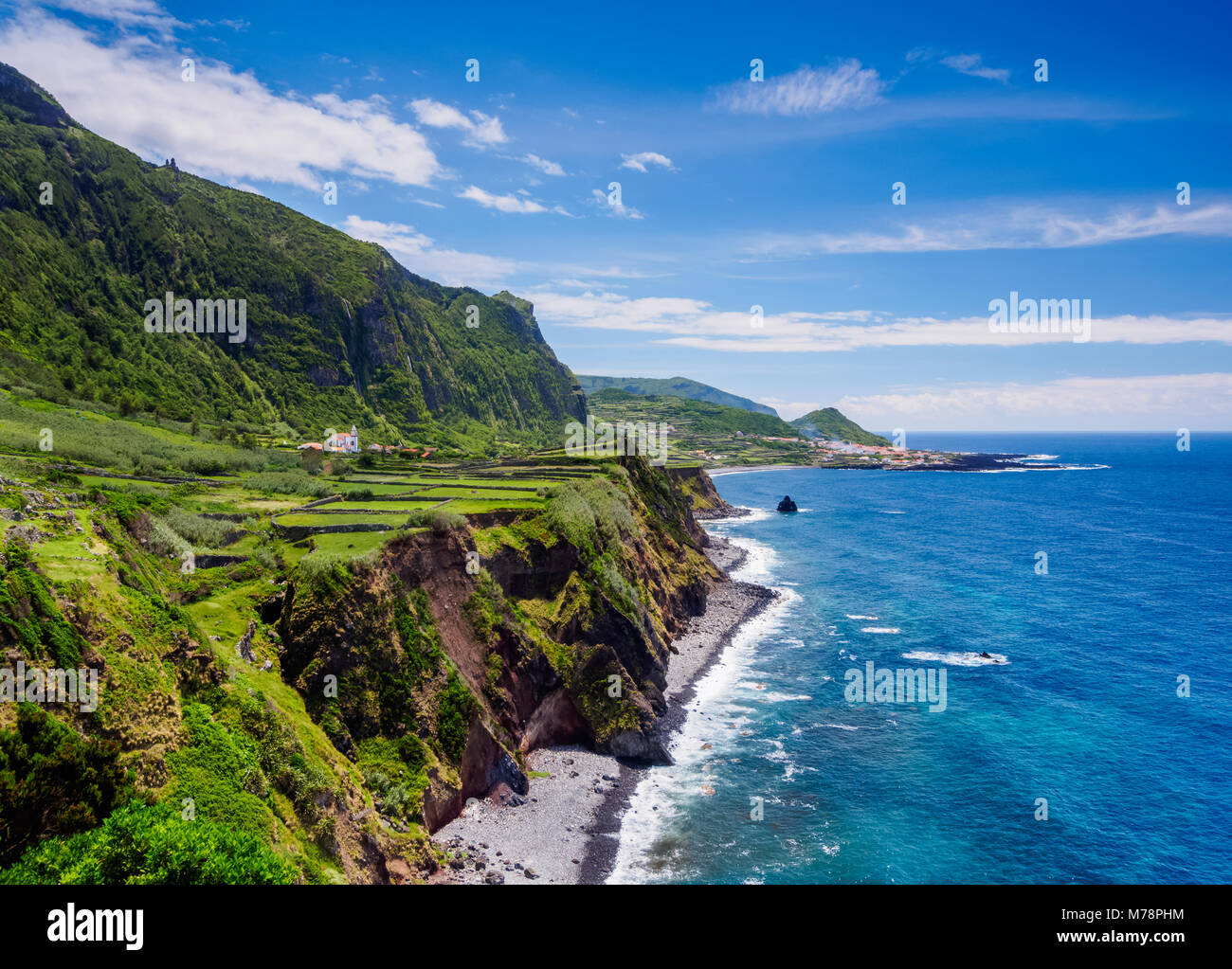 Vista costera hacia la Faja Grande, Isla de Flores, Azores, Portugal, el  Atlántico, Europa Fotografía de stock - Alamy