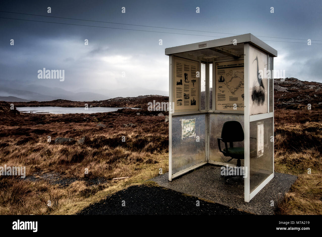 Stand de información turística por carretera al sur de Tarbert, Isla de Harris, Hébridas Exteriores, Escocia Foto de stock
