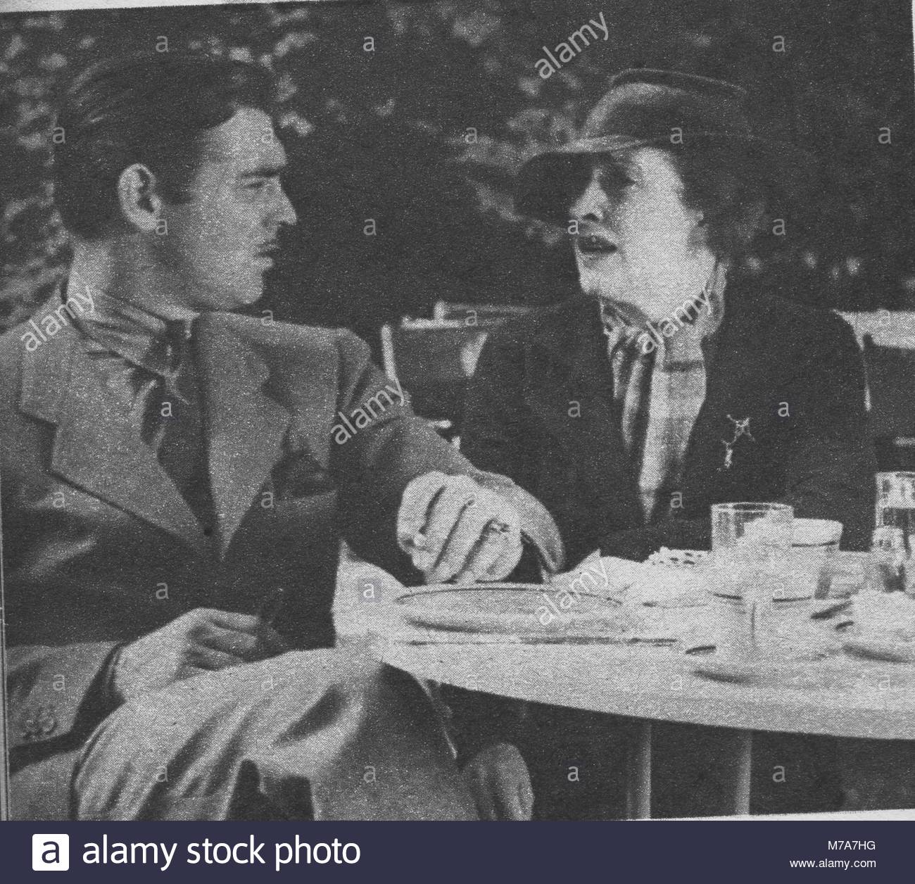 Christine Harris (actress) images Nancy Priddy foto