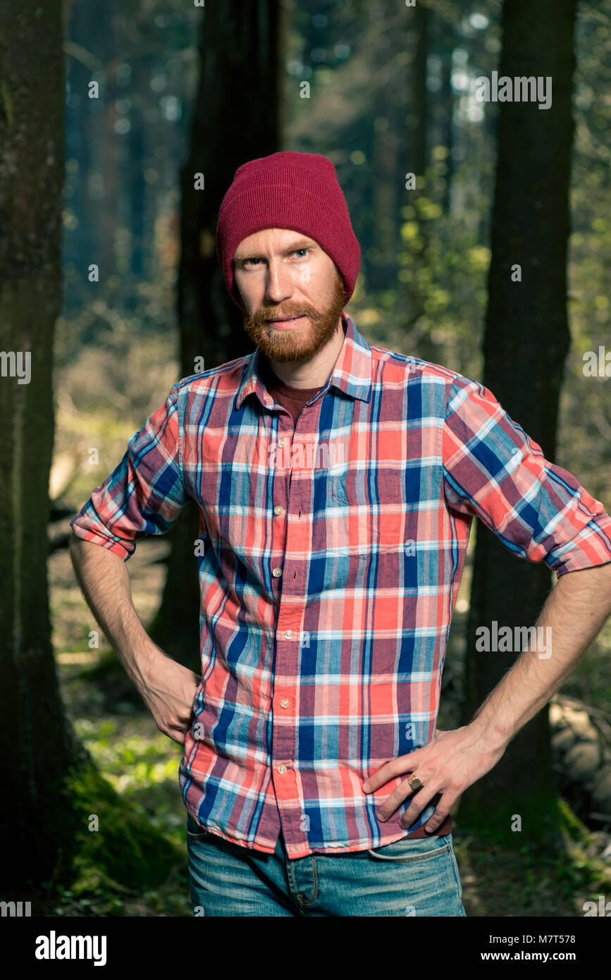 Camisa de leñador fotografías e imágenes de alta resolución - Página 10 -  Alamy