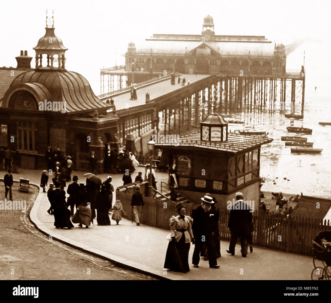 Southend Pier, el período Victoriano Foto de stock