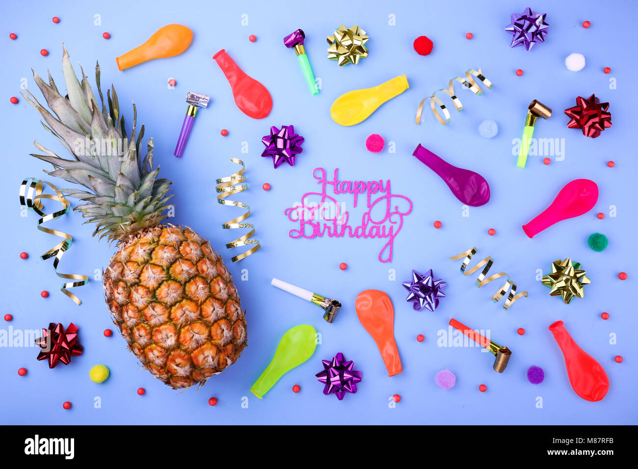 Fondo de pantalla de cumpleaños fotografías e imágenes de alta resolución -  Alamy