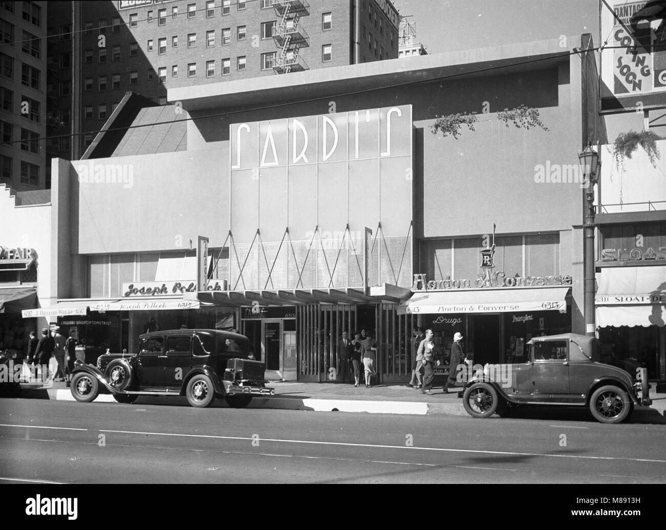 Famoso Sardi's Restaurante exterior, Nueva York, NY, ca 1927 Foto de stock