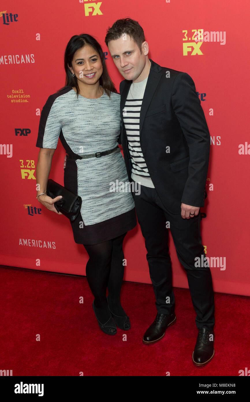 New York, NY - 16 de marzo de 2018: Rosanna Canonigo y Alex Feldman asistir FX los norteamericanos la temporada 6 estreno en Alice Tully Hall en el Lincoln Center. Crédito: lev radin/Alamy Live News Foto de stock