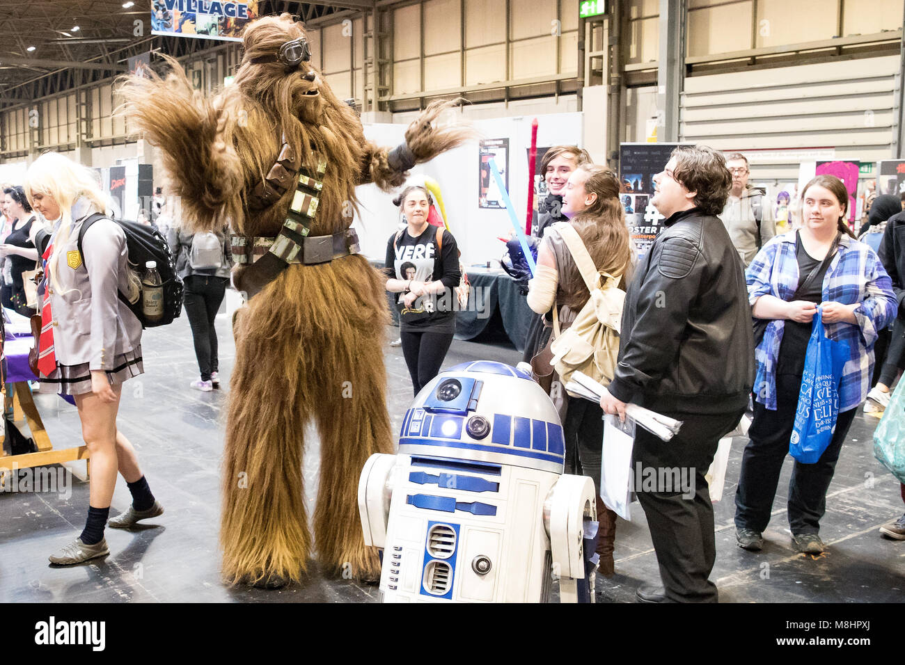 Birmingham, Inglaterra. 17 de marzo de 2018, diversas personas de cosplay en Birmingham MCM Comic Con celebrada en NEC Arena en marzo 17th, 2018,Birmingham. Inglaterra.© Jason Richardson / Alamy Live News Foto de stock